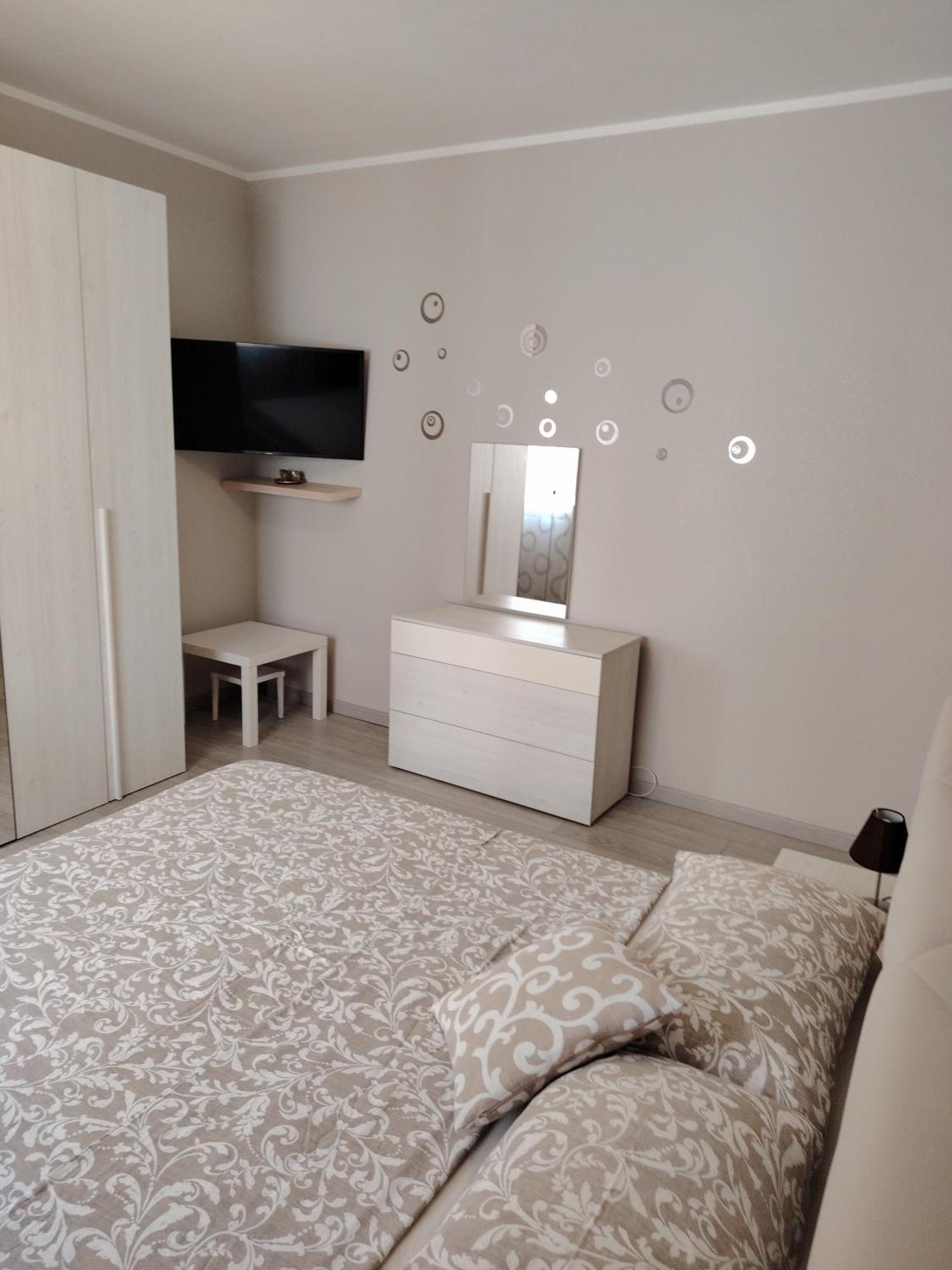 Holiday House Savona Exterior photo