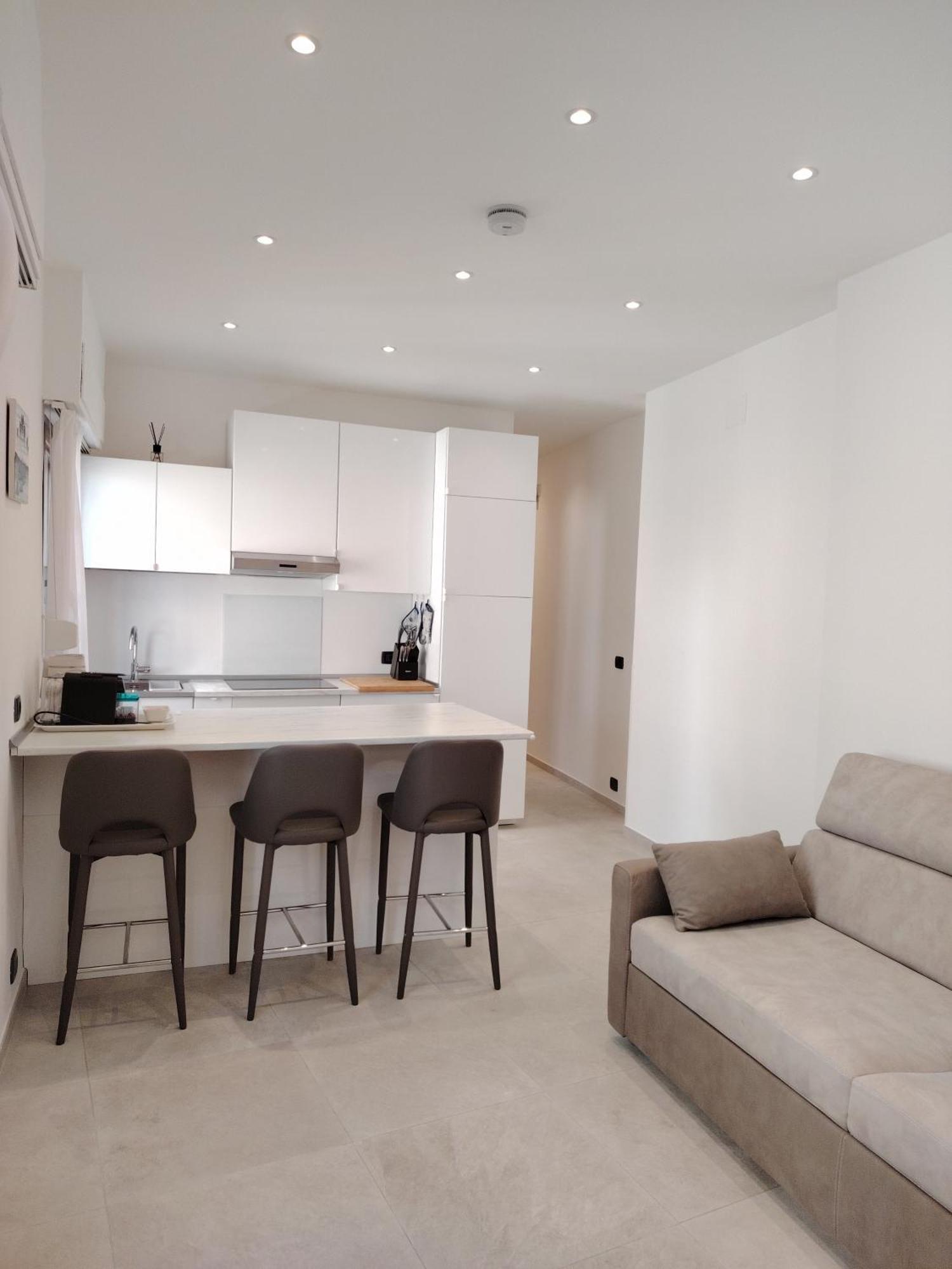 Holiday House Savona Exterior photo